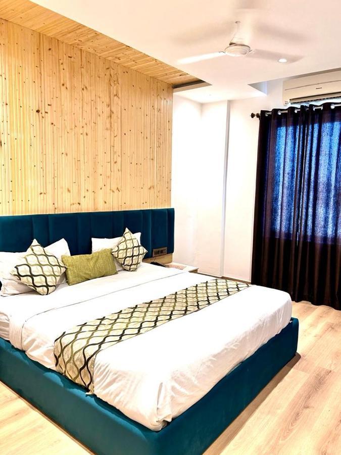 Hotel King'S Way Amritsar Buitenkant foto